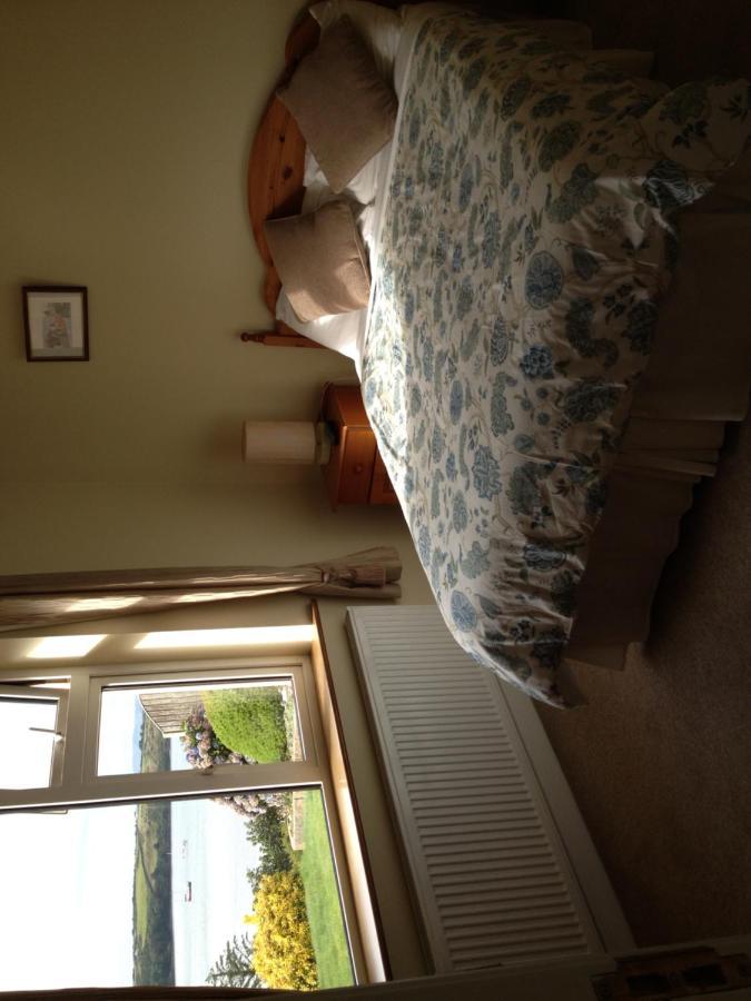 Channel View Bed and breakfast