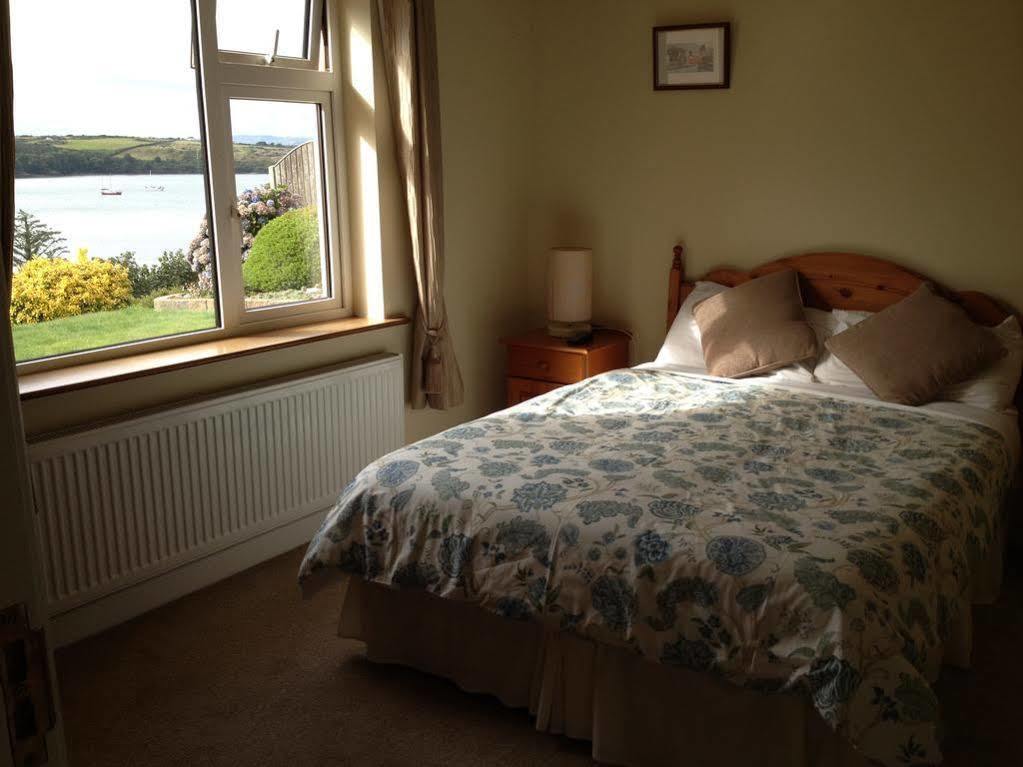 Channel View Bed and breakfast